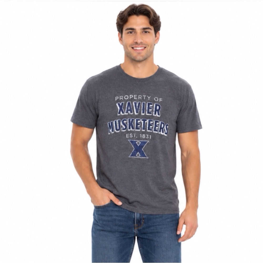 Xavier Musketeers Mens T Shirt Size Medium Gray Stretch Distressed Logo Tee New